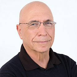 פרופ' צבי אקשטיין